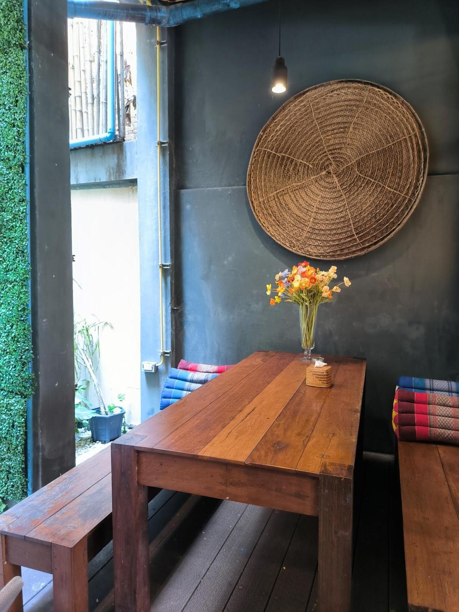 Whereder Poshtel Udon Thani Zewnętrze zdjęcie