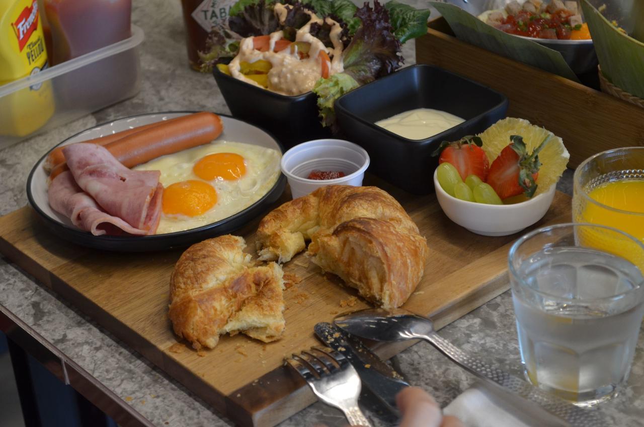 Whereder Poshtel Udon Thani Zewnętrze zdjęcie