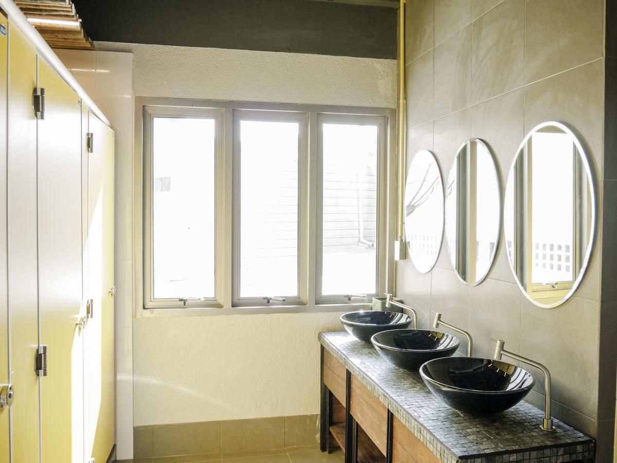 Whereder Poshtel Udon Thani Zewnętrze zdjęcie